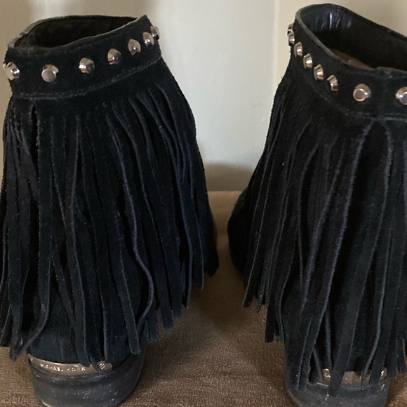 Michael Kors Black Suede Fringe Booties, Size 7! - Picture 2 of 5